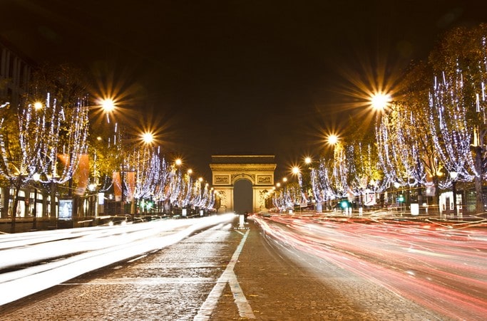 Pařížské vánoční trhy Champs-Elysees