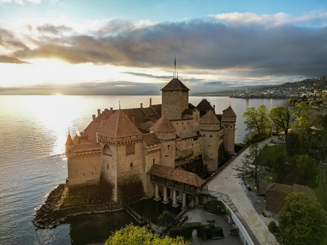 Hrad Chillon, Švýcarsko, Ženevské jezero