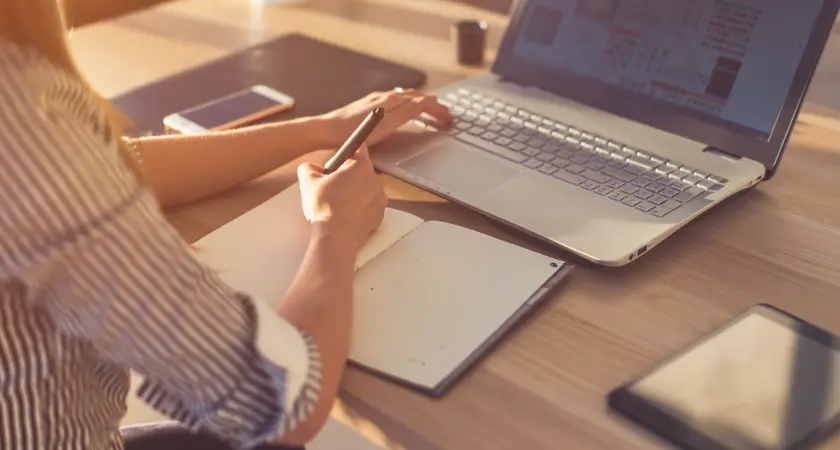 cestovní adaptéry do zahraničí