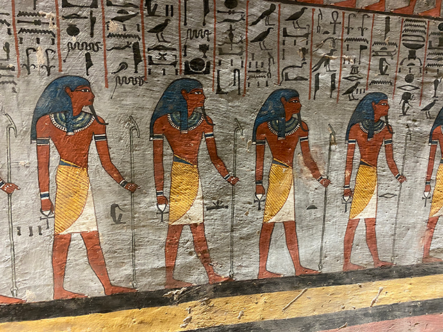 Reliefy a hieroglify