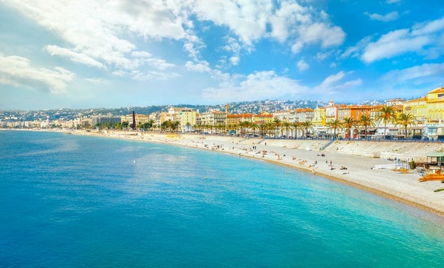 Pláž v Nice, Azurové pobřeží