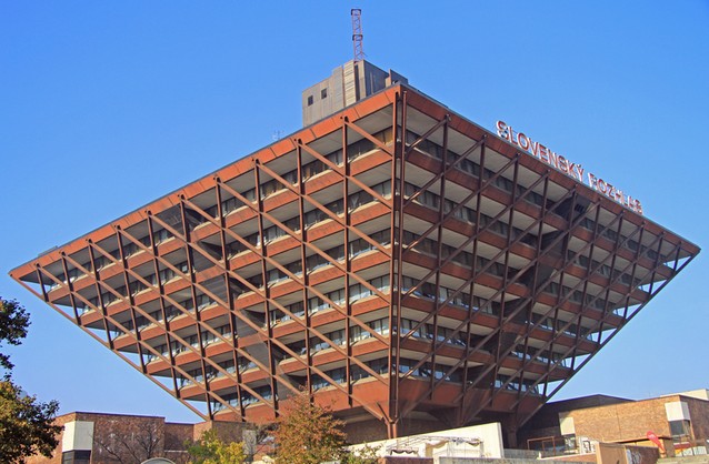 Bratislava převrácená pyramida slovenského rozhlasu