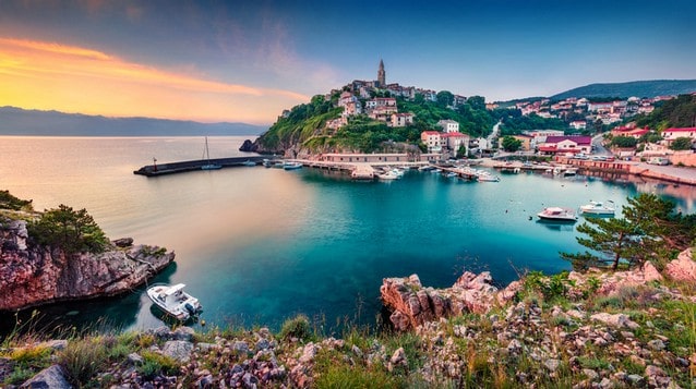 Mesto Vrbnik, ostrov Krk, Chorvatsko