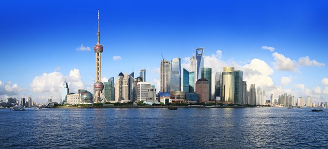 Čína, Shanghai - cvičení tai-chi s vějíři