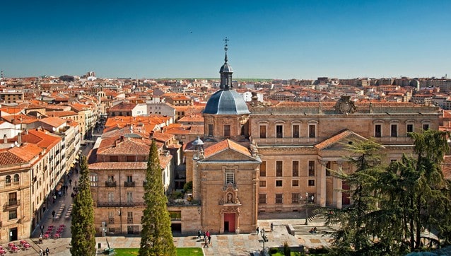 Město Salamanca v létě