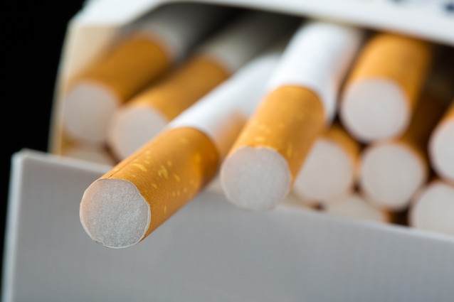 Karton cigaret