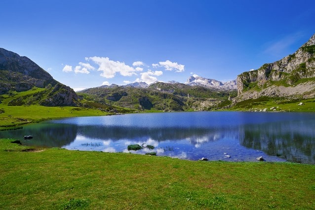 Jezero Ercina, park Picos de Europa