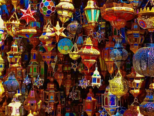 Exotická dovolená v Maroku - trh v Marakéši