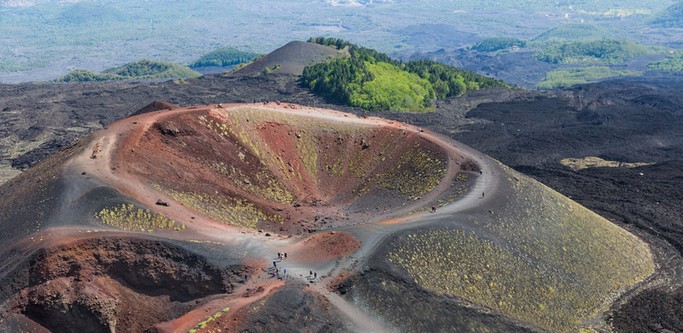 Sopka Etna krater Silvestri