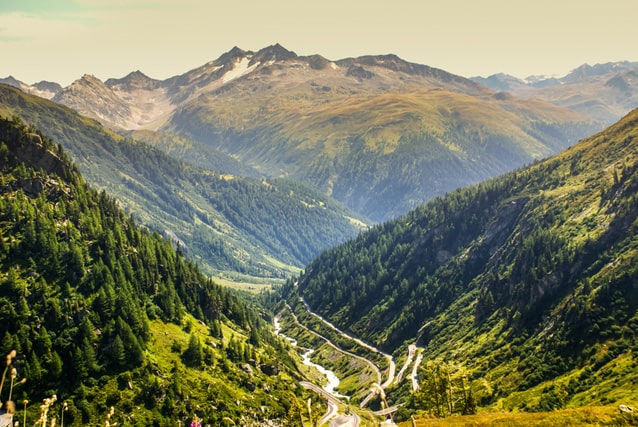 Furka pass, průsmyk ve Švýcarsku